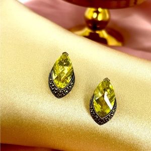 Green faceted crystal stone set in marcasite + sterling silver pierced earrings